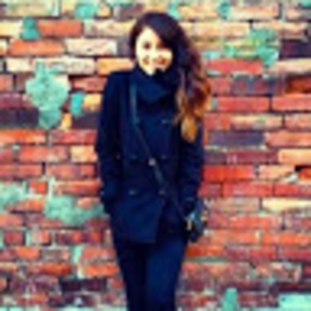 Meet your Posher, Corina